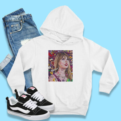 People Magazine Evert Easter Egg Featured In Taylor Swift’s Hoodie