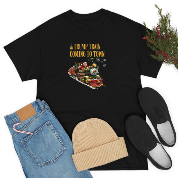 Trump Train Coming To Town Funny Christmas Santa Claus T Shirt